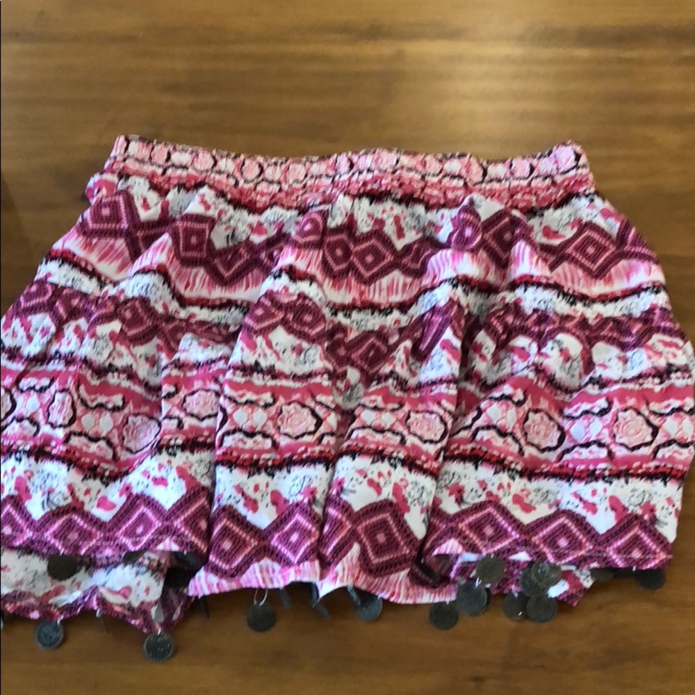 LF flowy coin shorts